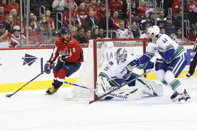 Aleksander Ovečkin v NHL še naprej ruši rekorde.