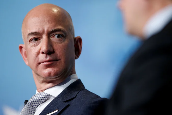 Ustanovitelj spletne trgovine Amazon Jeff Bezos FOTO: Reuters