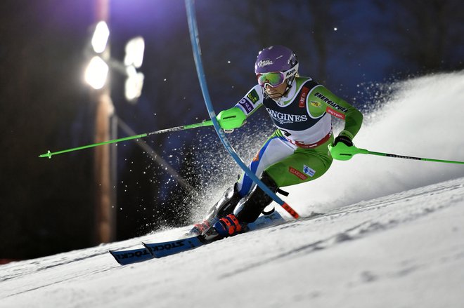 Ilka Štuhec v slalomu ni bila kos specialistkam za tehnične discipline. FOTO: Fabrice Coffrini/AFP