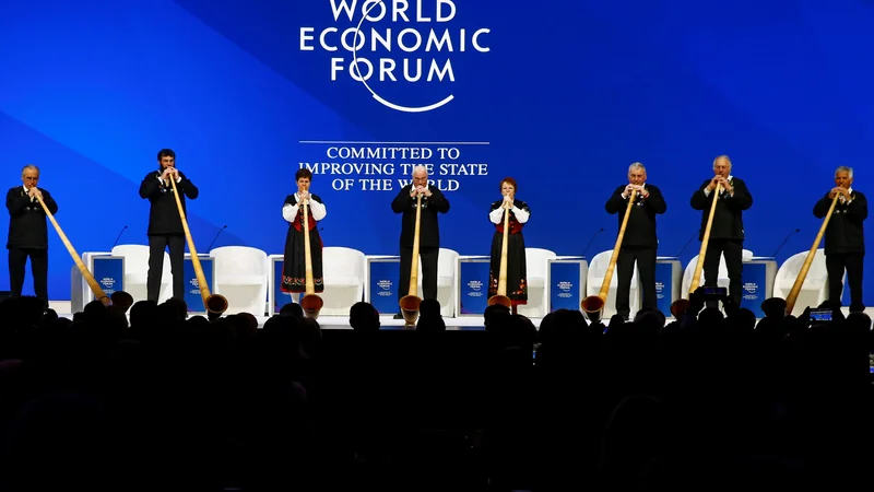 Fotografija: Veliki imajo potencial, s katerim lahko pokrijejo vrzel v javnih financah; lahko narekujejo pravila igre in prisilijo manj močne, da njihov dolg enostavno financirajo. Foto: Reuters