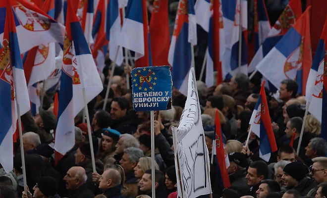 Gre za nov pomemben razkorak znotraj Evrope, ki lahko zamaje njeno stabilnost? FOTO: Jože Suhadolnik
