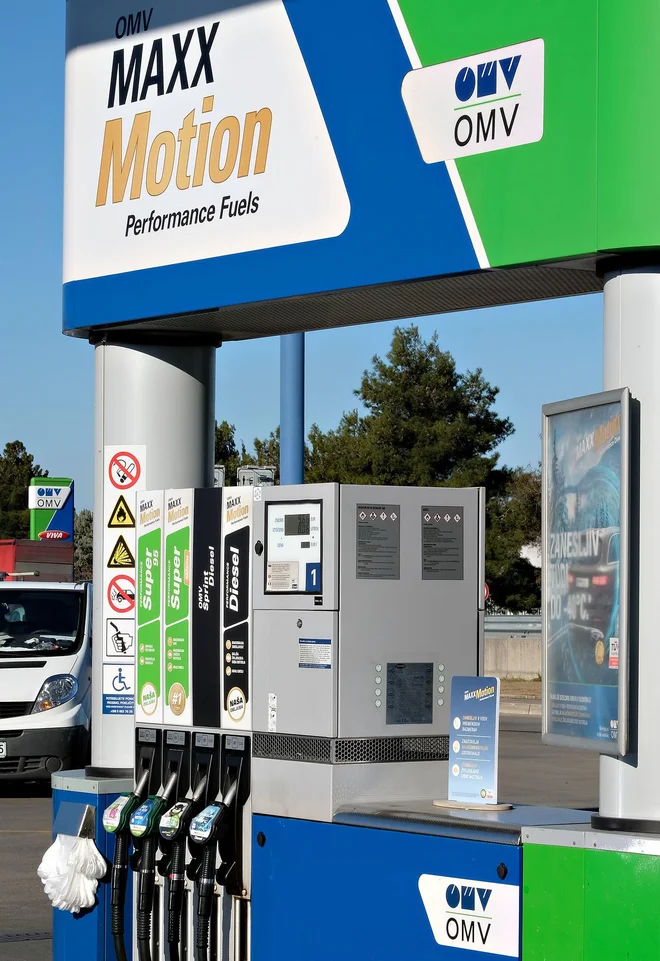 Dizelsko gorivo, ki ga točimo na bencinskih servisih mora zdržati vsaj do temperature –20 stopinj Celzija