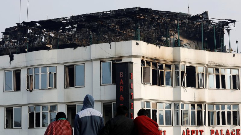 Fotografija: Za žrtve požara, ki jih je tragedija doletela med spanjem, ni bil usoden ogenj, pač pa dim. FOTO: Anushree Fadnavis/Reuters