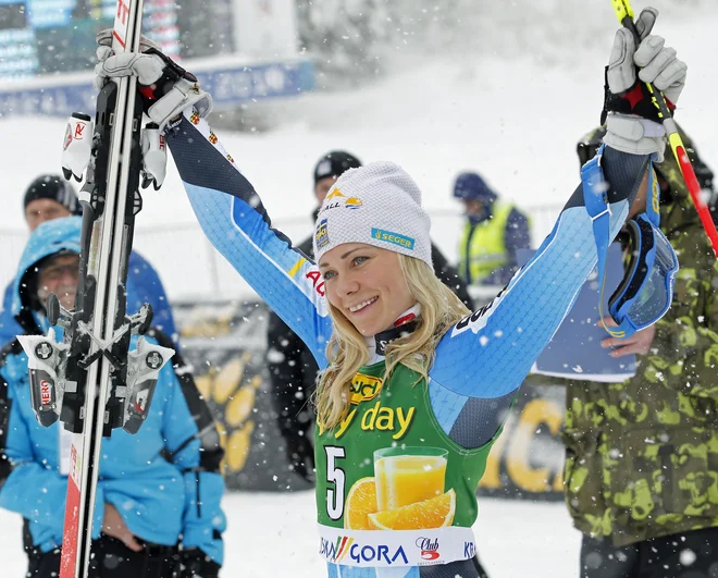 Fridi Hansdotter je Lojze Debelak pripravil tudi smuči za olimpijsko zlato v slalomu v Pjongčangu. FOTO: Tomi Lombar/Delo