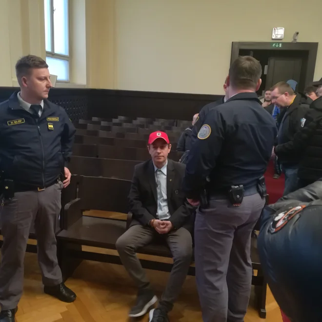 Šiško je v priporu že od objave posnetkov urjenja Štajerske varde lani jeseni. FOTO: Aleš Andlovič