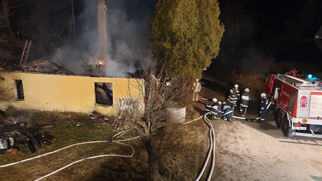 Umrli sta dve osebi. FOTO: PGD Benedikt