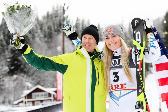 Lindsey Vonn si je na svoji poslovilni tekmi zaželela največjo legendo smučanja Ingemarja Stenmarka, Šved je uslišal njeno željo. FOTO: Reuters