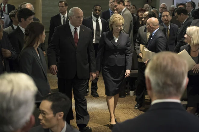 Christian Bale in Amy Adams sta prepričljivo portretirala Dicka in Lynne Cheney. FOTO: promocijsko gradivo