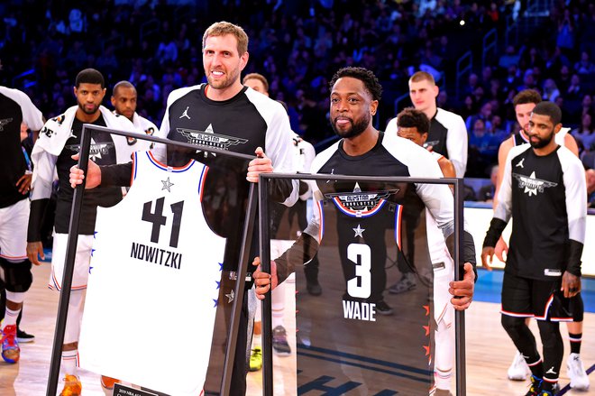 Dirk Nowitzki in Dwayne Wade sta bila častna gosta komisarja NBA Adama Silverja. FOTO: USA TODAY Sports