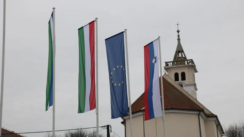 Fotografija: Tudi sožitje znotraj madžarske manjšine ni vedno najboljše. FOTO: Jože Pojbič/Delo