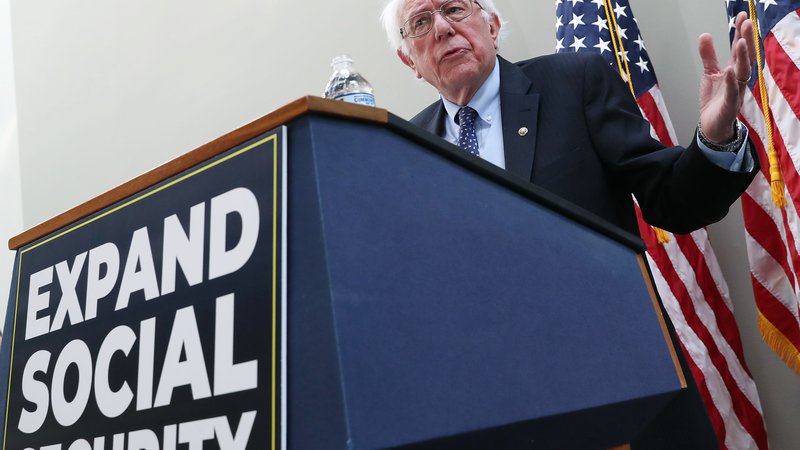 Fotografija: Bernie Sanders se znova podaja v predsedniško bitko. FOTO: Mark Wilson/AFP