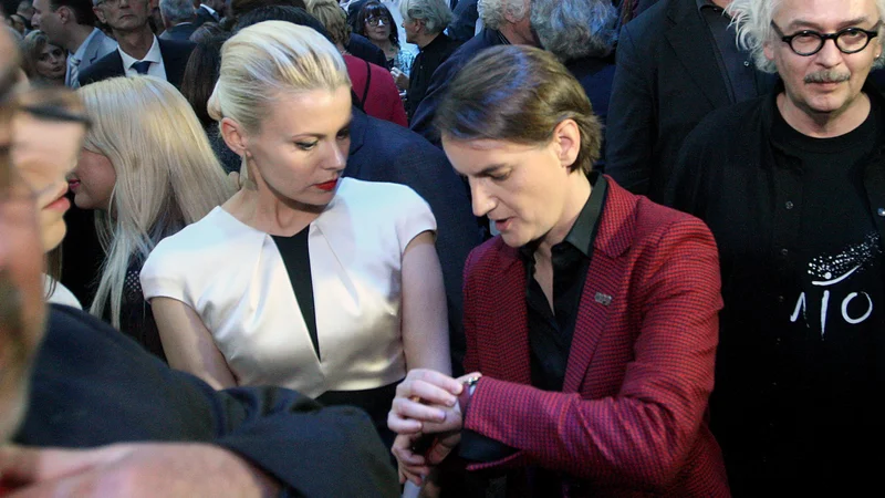 Fotografija: Milica Đurđić in premierka Ana Brnabić razbijata tabuje glede istospolne usmejenosti. FOTO: Dejan Briza/Alo