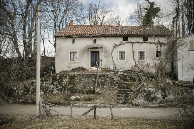 Zaselek Klinac je že dolgo brez stalnega prebivalca. Foto Uroš Hočevar