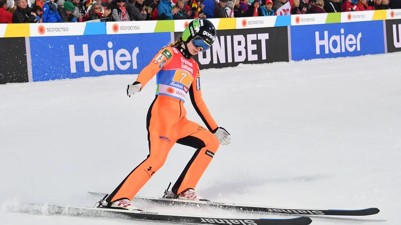 Fotografija: Nika Križnar upa, da bo imela danes nekaj več sreče z vetrom. FOTO: AFP