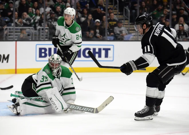 Anže Kopitar je bil tokrat razpoložen, a tudi to ni bilo dovolj za zmago. FOTO: Reuters
