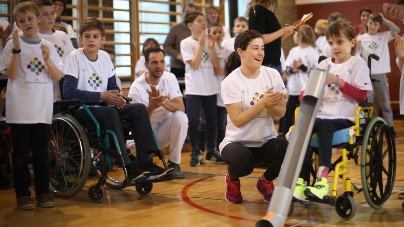 Fotografija: Fiho deli denar, od katerega je krvavo odvisno izvajanje številnih programov za invalide in uresničevanje njihovih temeljnih pravic. FOTO: Jure Eržen/Delo