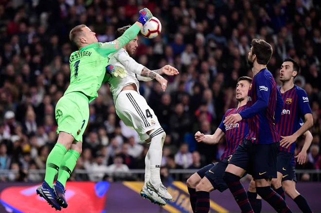 Marc-Andre ter Stegen je kraljeval v svojem kazenskem prostoru. FOTO: AFP