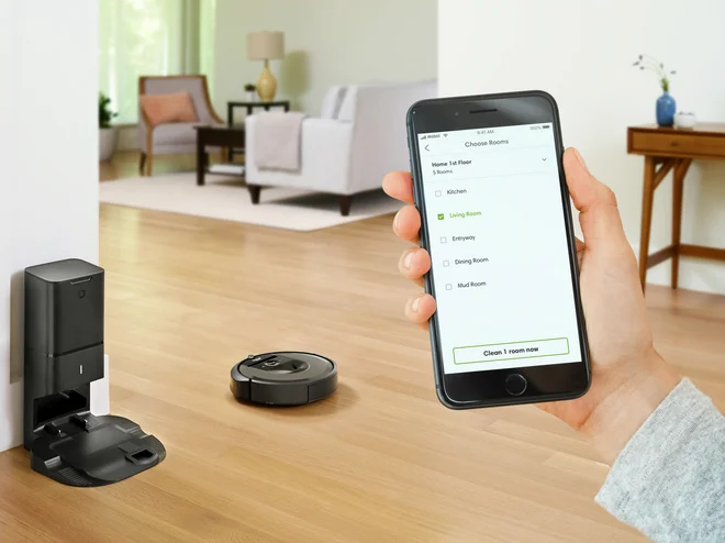 Robot&reg; Roomba&reg; i7+ je sesanje dvignil še na višjo raven inteligence in avtomatizacije.&nbsp;Foto: iRobot