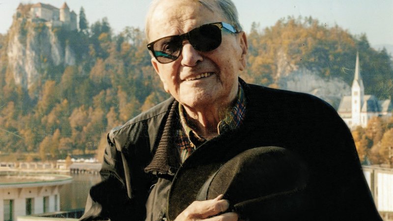 Fotografija: Petra Florjančiča so do njegovega 83. leta celo »njegovi« Blejci poznali le kot simpatičnega sivolasega gospoda.