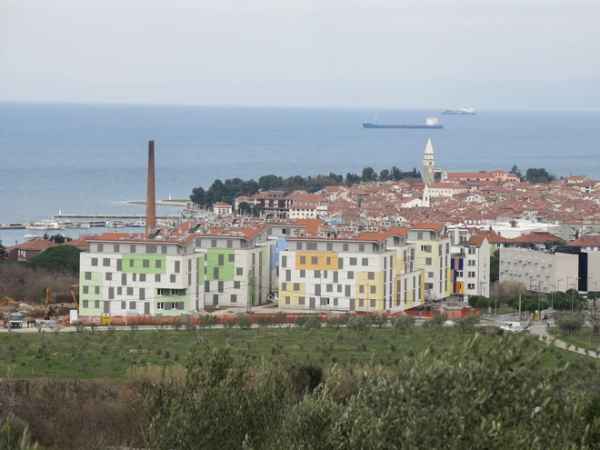 Izolska občina namerava graditi nova stanovanja na območju Livad. Fotodokumentacija Dela