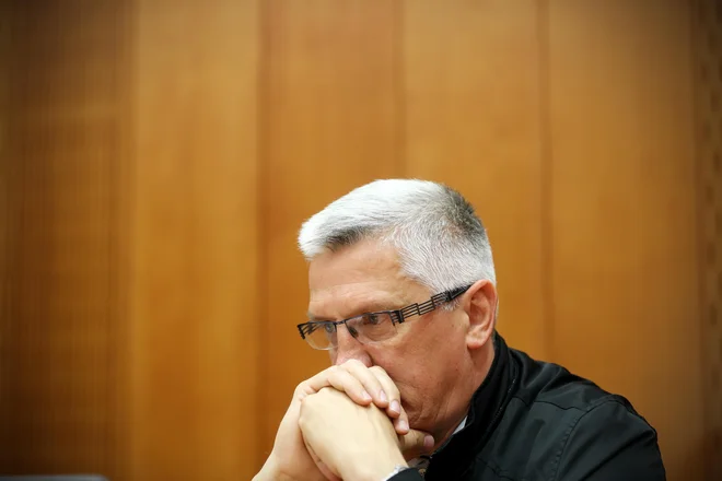 Peter Vilfan ne želi obremenjevati dela vlade in premierja. FOTO: Uroš Hočevar/Delo