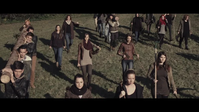 Perpetuum Jazzile v videu Uprising.<br />
FOTO: Bozon