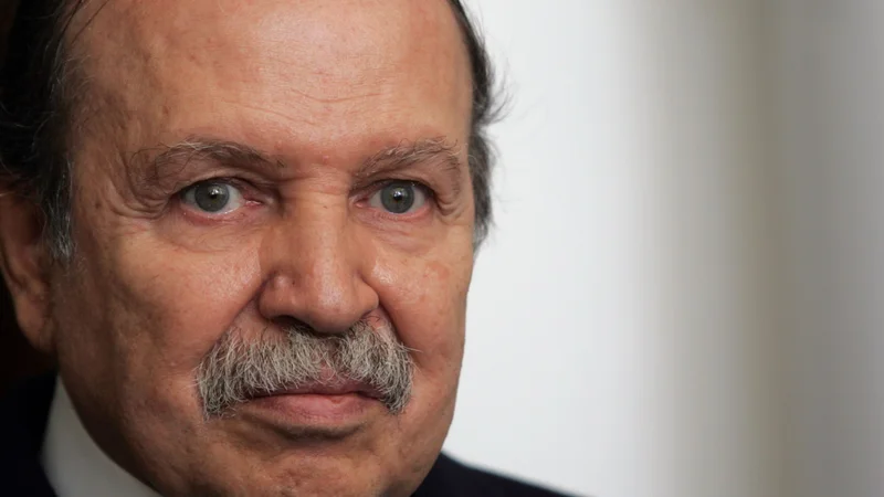 Fotografija: Abdelaziz Bouteflika je leta 1963 postal najmlajši zunanji minister na svetu (še danes ohranja ta rekord), kasneje pa je predsedoval generalni skupščini Združenih narodov in bil izjemno aktiven v gibanju neuvrščenih. FOTO: AFP