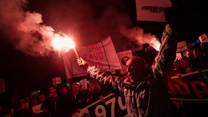 Fotografija: Bruselj je pozval črnogorsko opozicijo, naj rešuje probleme v parlamentu. FOTO: Stevo Vasiljević/Reuters