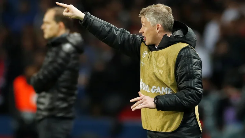 Fotografija: Ole Gunnar Solskjær je zasenčil tekmeca Tomasa Tuchela. FOTO: Reuters