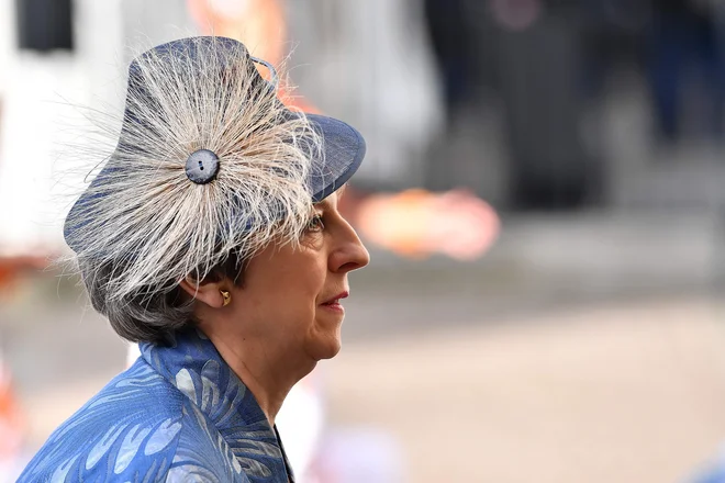 Britanski premierki&nbsp;Theresi May je sinoči v pogajanjih v Strasbourgu uspelo doseči kompromis, ki naj bi omogočil glasovanje britanskih poslancev za sporazum o brexitu. FOTO: Ben Stansall/AFP
