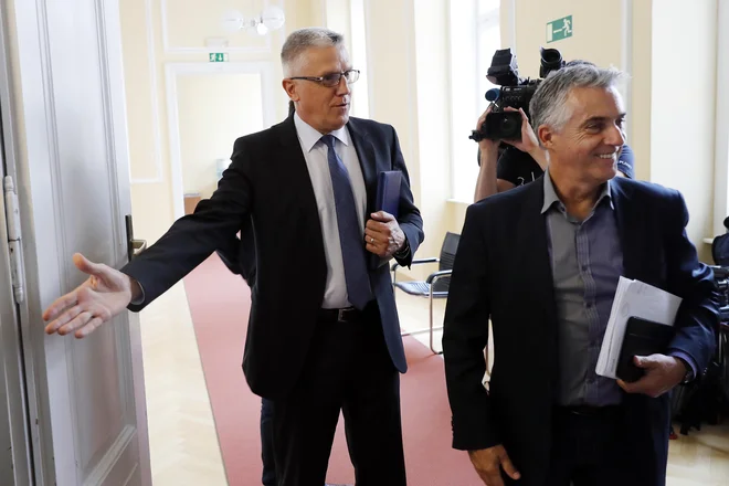 Z odstopom Petra Vilfana (levo) s položaja državnega sekretarja za šport v kabinetu predsednika vlade Marjana Šarca je šport izgubil enega od močnih podpornikov. FOTO: Uroš Hočevar/Delo