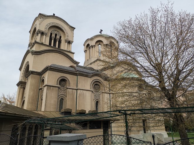 Srbi in Rusi so bili sorodstveno povezani. Cerkev svetega Aleksandra Nevskega je dobila ime po osrednji osebnosti srednjeveške Rusije. Fotografije Milena Zupanič