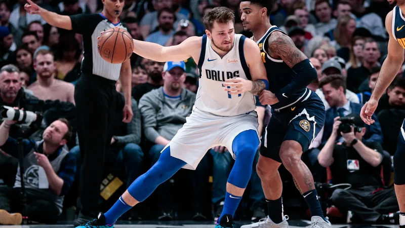 Luka Dončić ni bil daleč od petega trojnega dvojčka v sezoni. FOTO: Isaiah J. Downing/Reuters