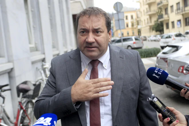 Marko Bandelli ni bil dorasel položaju ministra za kohezijo, zdaj se trudi kot podpredsednik odbora za kulturo, ima pa smolo, da njegova sporočila ljudje težko razumejo. FOTO: Roman Šipić/Delo