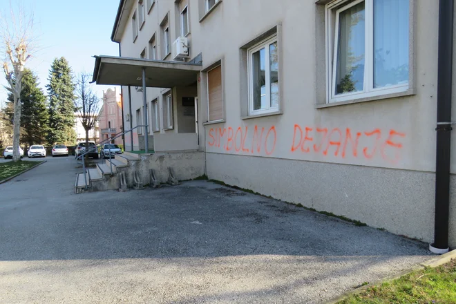 Razdejanje na sodišču v Ljutomeru. FOTO: Oste Bakal
