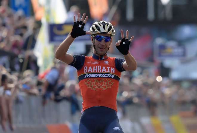 Vincenzo Nibali je lani blestel na klasikah, letos pa še ni v tako vrhunski formi, da bi bil med favoriti za zmago. FOTO: AFP