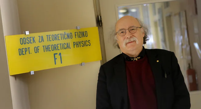 Duncan Haldane je bil v Ljubljani nazadnje decembra lani, ko je prejel naziv častnega doktorja Univerze v Ljubljani.<br />
Jože Suhadolnik