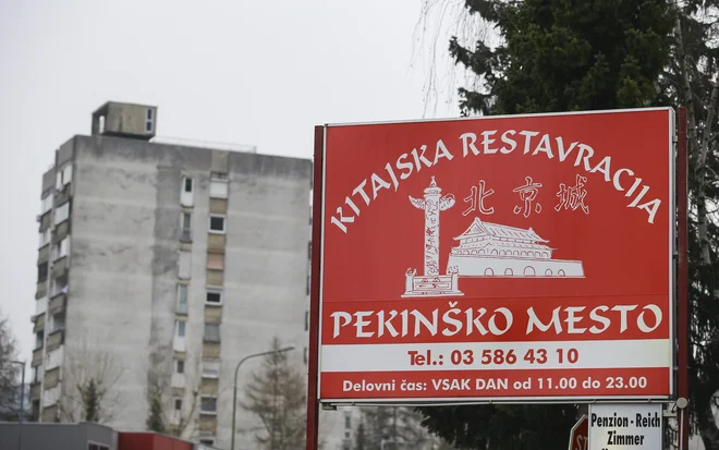 Kitajska restavracija je bila v mestu seveda že leta pred prihodom Hisensa. FOTO: Jože Suhadolnik/Delo