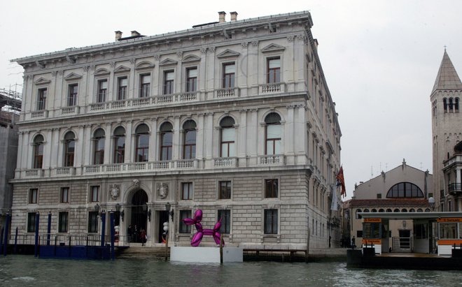 Pallazzo Grassi je zadnja palača, ki so zgradili še v času Beneške republike. FOTO: Manuel Silvestri/Reuters