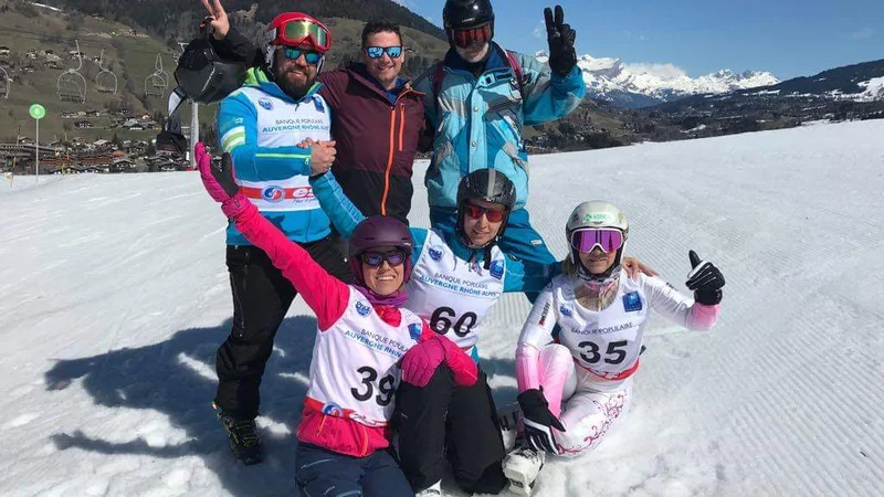 Fotografija: Z leve David Jug, Blaž Močnik, Matjaž Albreht, Maja Grgič, Petra Lesjak Tušek in Barbra Jerman. FOTO Maja Zagoričnik