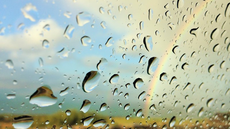 Fotografija: Ni le aprila muhasto vreme, tako je lahko tudi maja in junija. FOTO: Shutterstock