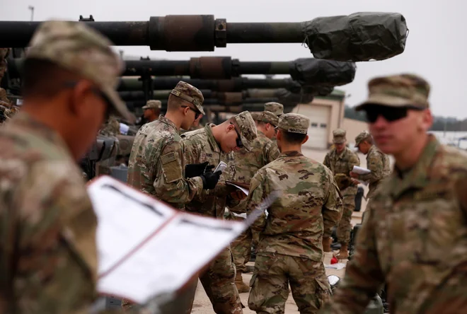 Nato se je v zadnjih letih spet bolj preusmeril k tradicionalnim vlogam: kolektivni obrambi in odvračanju od konfliktov. Foto: Reuters