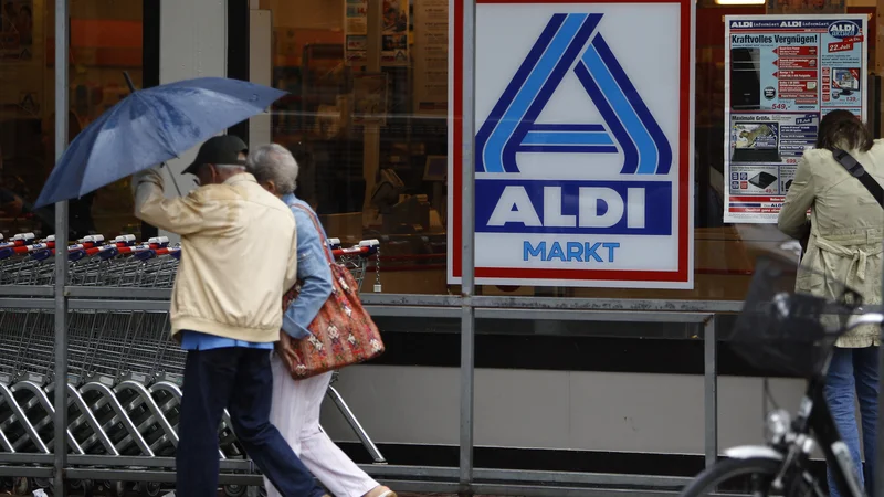 Fotografija: Veriga Aldi je navzoča v devetih državah na treh celinah in ima več kot 5600 trgovin. FOTO: Reuters