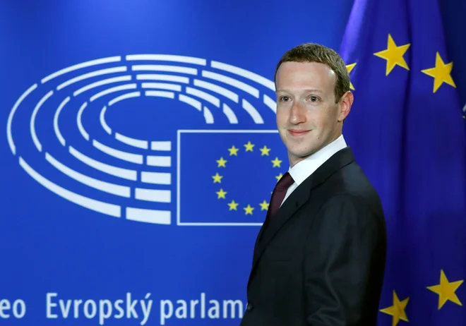 Ustanovitelj Facebooka naj bi se zavzemal za plačevanje nekaterih vsebin ter podporo lokalnemu in raziskovalnemu novinarstvu.&nbsp;Foto: &nbsp;Reuters