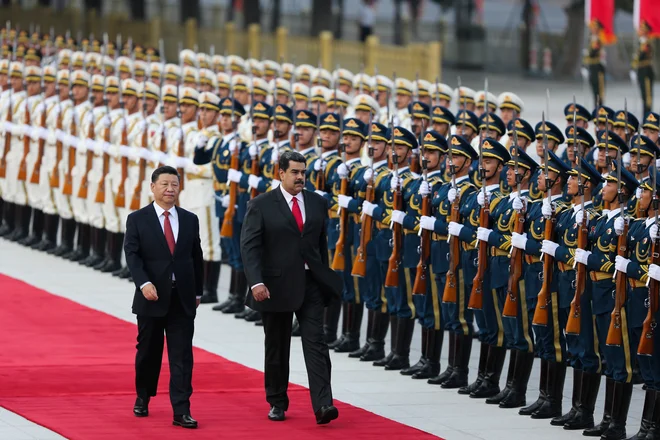 Peking za zdaj noče zapustiti Madurovega režima, prav tako Venezuele noče povsem prepustiti Rusiji. FOTO: Reuters