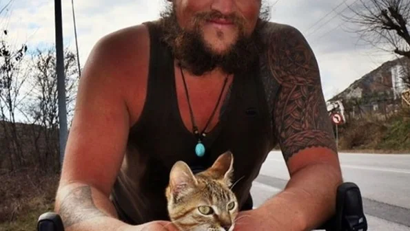 Fotografija: Dean Nicholson in Nala. FOTO: Dean Nicholson/instagram