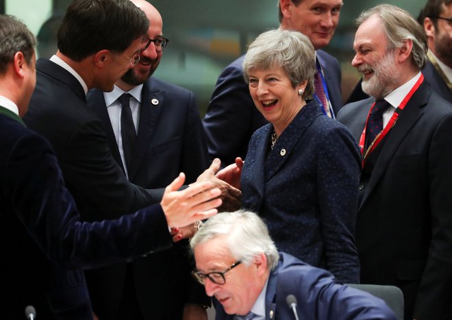 Voditelji EU se bodo prihodnji teden sestali na izrednem vrhu v Bruslju, tema katerega bo znova brexit. FOTO: REUTERS/Yves Herman