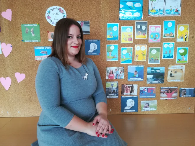 Breda Banovšek po spletnih omrežjih učence tudi pohvali. &raquo;Pohvale so super,&laquo; pravi, &raquo;a morajo biti realne.&laquo; Foto Mojca Boštele
