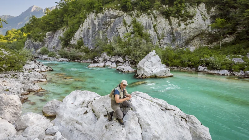 Fotografija: Mir v kanjonu reke Soče. Foto Tristan Shu