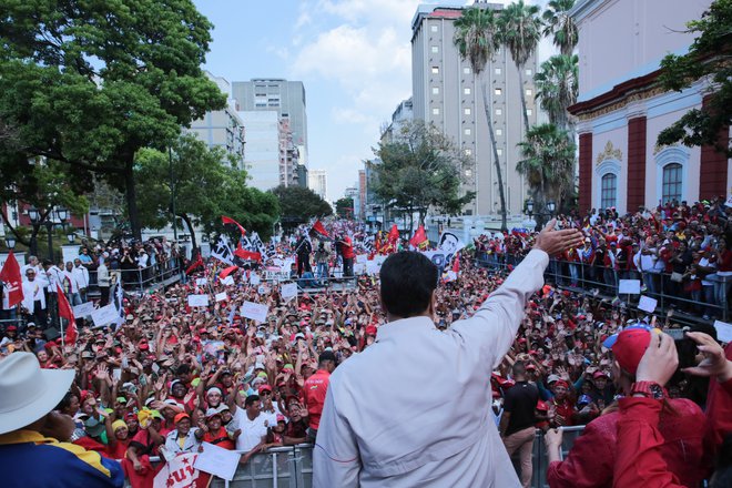 Na protestih opozicije po celi državi se je v soboto zbralo več tisoč ljudi. FOTO: Ho Afp